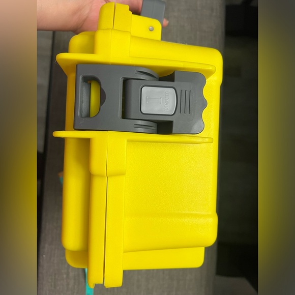 New Invicta 3 Slot watch case waterproof Black Foam Interior Removable Cushions - Picture 4 of 12